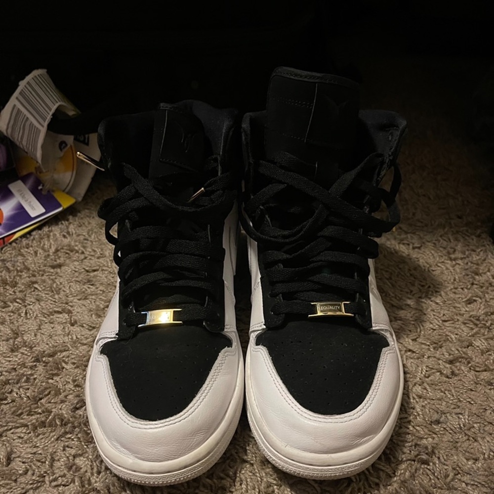 AIR JORDAN 1 RETRO HIGH 'EQUALITY